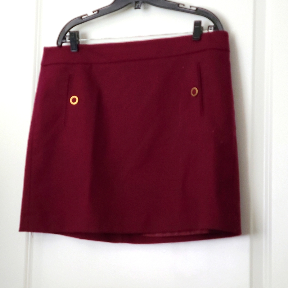 Maroon 14 loft skirt